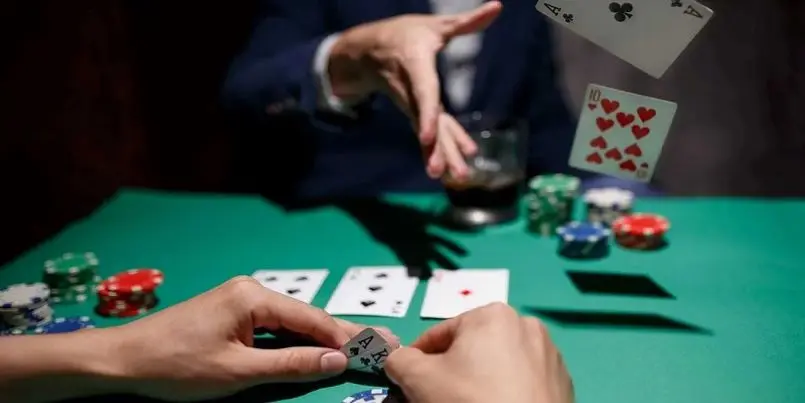 Yếu tố giúp Poker trở nên khác biệt so với phần còn lại